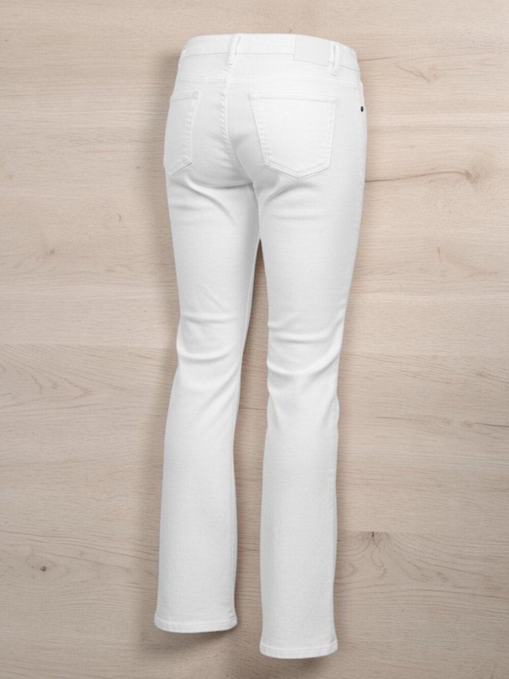 Banana Republic White Jeans Size 2 Boot Cut Leg Mid Rise - Picture 2 of 14